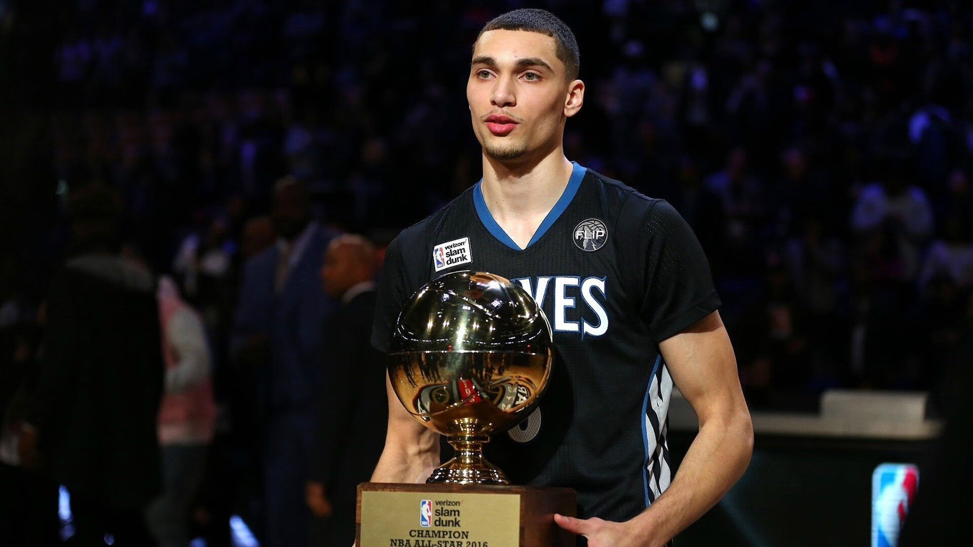 爱游戏登录入口-LOL精彩操作让玩家热血沸腾，lol精彩操作集锦怎么录制